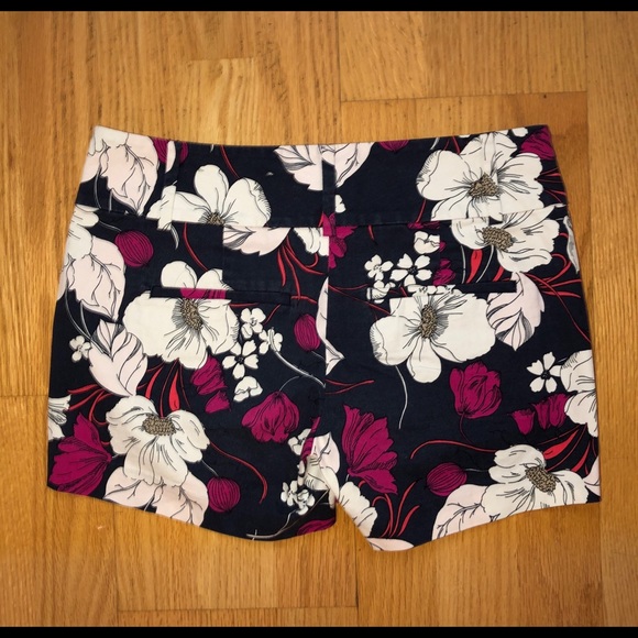 Ann Taylor dress shorts - Picture 4 of 4